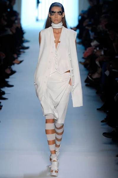 Look 31